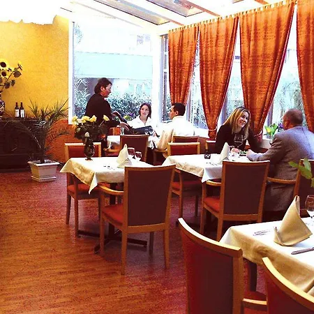Metropol 3* Μπίελ/Μπιένε